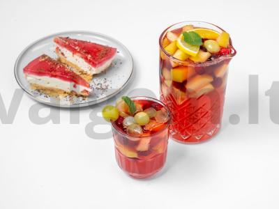 Spanguolių kompotas su vynuogėmis pagrindine nuotrauka