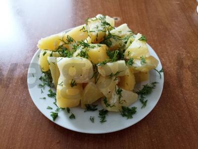 Švelnios bulvės grietinės padaže pagrindine nuotrauka