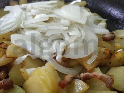 Kaimiškos bulvės su šonine Žingsnis 4