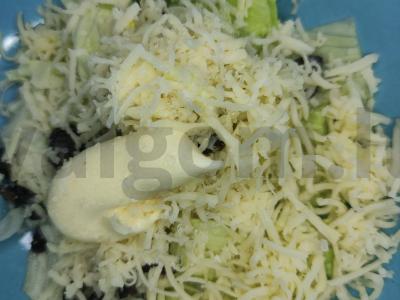 Ananasų salotos "Ananasų malonumas". Žingsnis 4