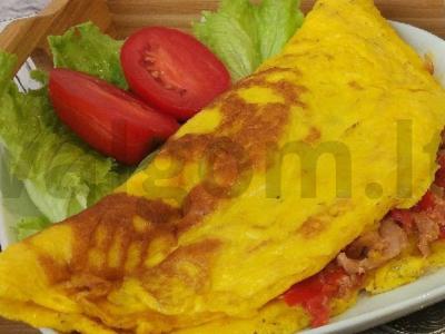 Tunų omletas pusryčiams pagrindine nuotrauka