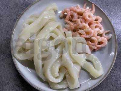 "Tom Yum" su krevetėmis ir kalmarais Žingsnis 1