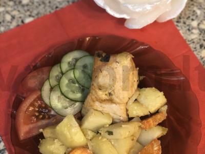 Bulvės su vištiena rankovėje pagrindine nuotrauka