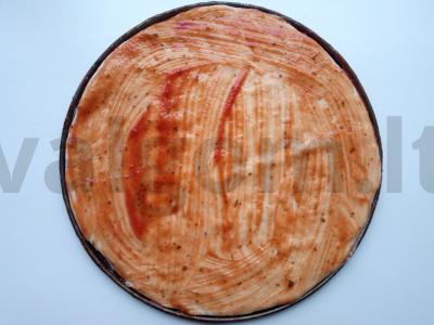 Naminė pica su saliamiu Žingsnis 1