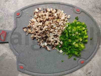 Vištienos kukuliai su grybais Žingsnis 1