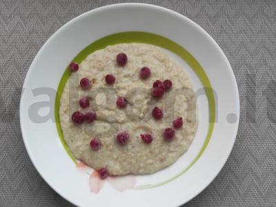 Pieno avižinių dribsnių košė multicooker keptuvėje pagrindine nuotrauka