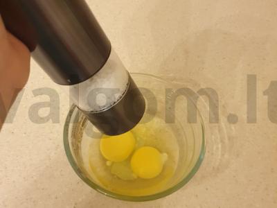 Omletas pitos duonoje - greiti pusryčiai Žingsnis 1