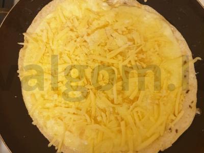 Omletas pitos duonoje - greiti pusryčiai Žingsnis 5