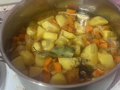 Kiaulienos kepsnys su daržovėmis Žingsnis 6