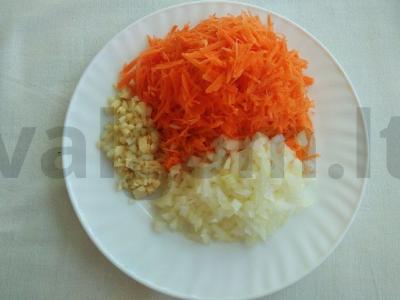 Itališki spagečiai su bazilikais ir parmezanu Žingsnis 1