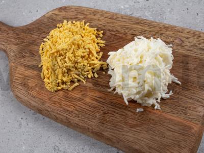 Silkė po kailiu su šprotais ir svogūnais Žingsnis 4