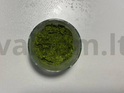 Patrauklus pesto padažas pagrindine nuotrauka