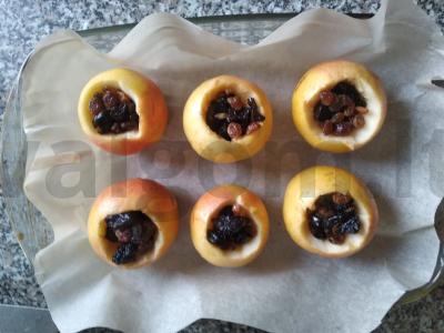 Kepti obuoliai su sultenėmis ir džiovintomis slyvomis Žingsnis 3