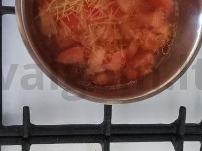 Pomidorų ir kiaušinių sriuba Žingsnis 4
