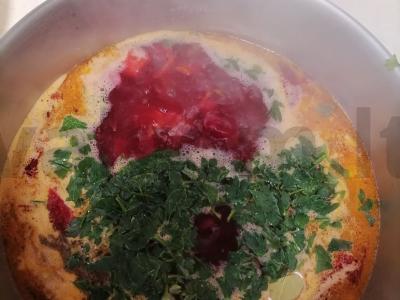 Barščiai ant jautienos sultinio su bulvėmis Žingsnis 7