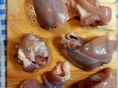 Troškintos bulvės su vištiena multicooker įrenginyje Žingsnis 1