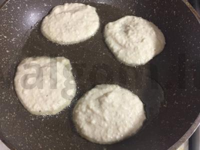 Vaisių paplotėliai iš kriaušių ir bananų Žingsnis 3