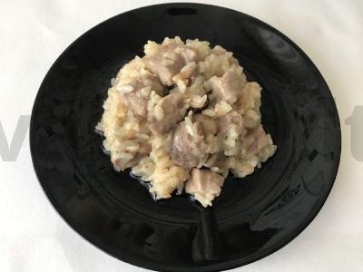 Birjani su kiaulienos minkštimu ir majonezu keptuvėje pagrindine nuotrauka