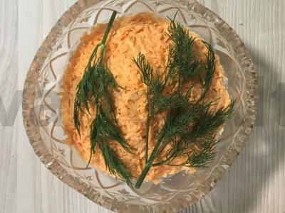 Paprastos morkų salotos pagrindine nuotrauka
