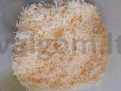 Tartaletės su keptais grybais, sūriu ir krapais Žingsnis 1