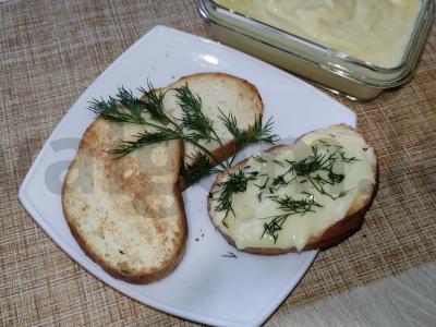 Naminis lydytas sūris pagrindine nuotrauka