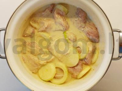 Kefyre marinuotas kiaulienos kebabas su citrinos žievele ir garstyčiomis Žingsnis 2