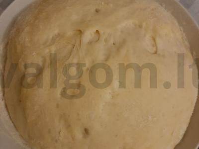 Naminė pica iš paprastų ingredientų Žingsnis 1