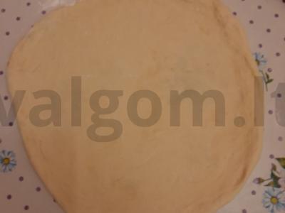 Naminė pica iš paprastų ingredientų Žingsnis 2