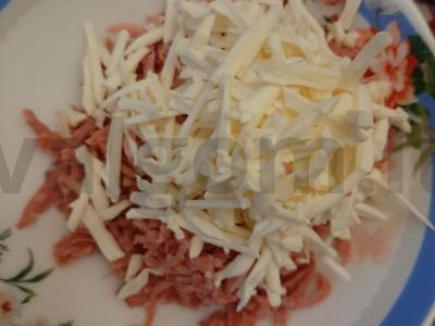 Naminė pica iš paprastų ingredientų Žingsnis 3