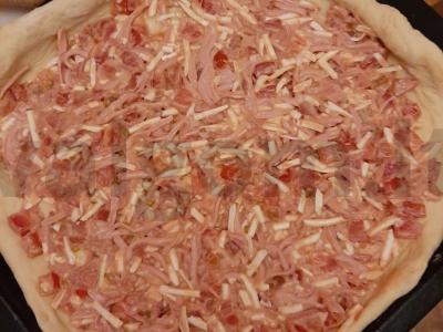 Naminė pica iš paprastų ingredientų Žingsnis 6