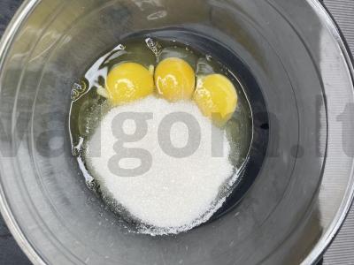 Vienos vafliai pagal mėgstamą receptą Žingsnis 2
