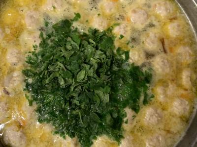 Naminė mėsos kukulių sriuba Žingsnis 3