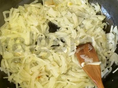 Kiaulienos guliašas su kalendra ir daržovėmis Žingsnis 2