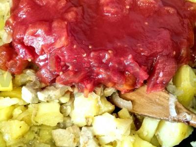 Kiaulienos guliašas su kalendra ir daržovėmis Žingsnis 4