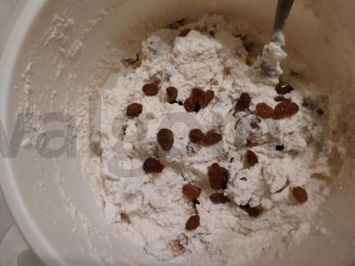 Švelnūs PP sūrio pyragaičiai orkaitėje Žingsnis 2