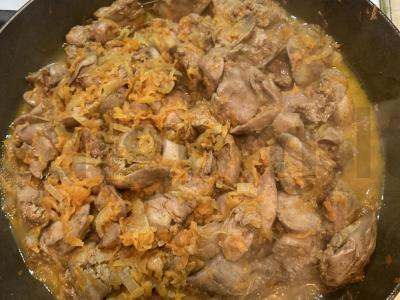 Vištienos kepenėlių troškinys Žingsnis 3