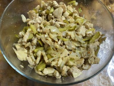 Salotos su vištienos krūtinėle ir grybais Žingsnis 6