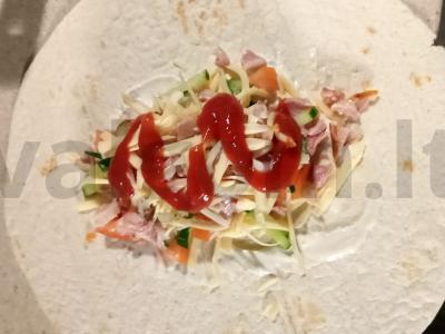 Kvietinės tortilijos šavarma Žingsnis 3