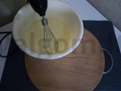 Obuolių šarlotė su riešutais pagal šeimos receptą Žingsnis 4