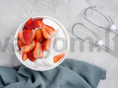 Braškių pyragas su smėlio tešla Žingsnis 2