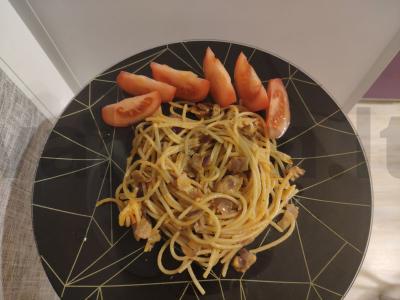 Šoninės makaronai pagrindine nuotrauka