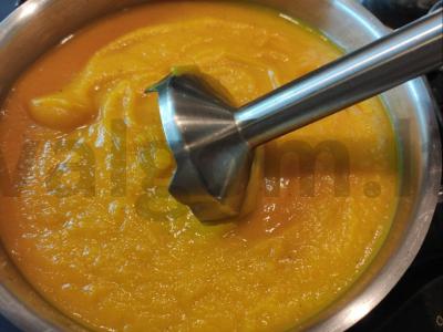 Aromatinga česnakų ir moliūgų kreminė sriuba Žingsnis 2