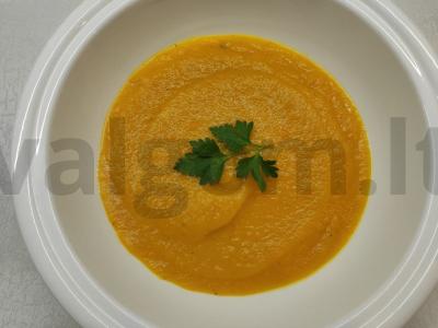 Aromatinga česnakų ir moliūgų kreminė sriuba pagrindine nuotrauka