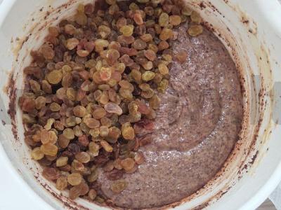 Oro imbieriniai sausainiai su šokoladu, sultenėmis ir cinamonu Žingsnis 3