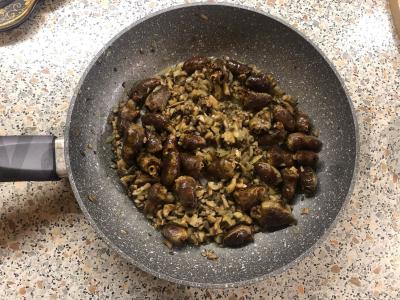 Makaronai su vištienos širdelėmis ir grybais Žingsnis 8