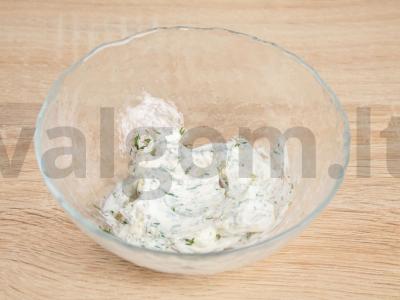 Kiaušiniai, įdaryti varškės sūriu ir česnakais Žingsnis 3