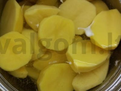 Švelni bulvių košė per 25 minutes Žingsnis 1