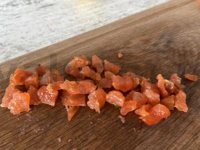 Suktinukai su raudona žuvimi ir lydytu sūriu Žingsnis 1