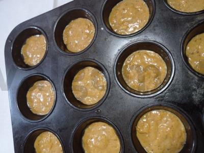 Spalvingi ir skanūs moliūgų keksiukai Žingsnis 3
