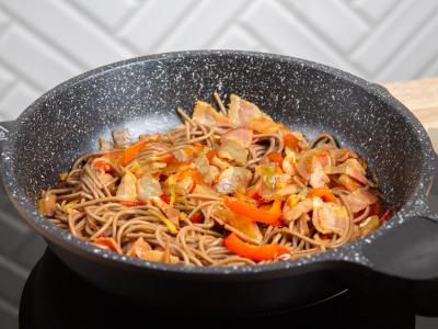 Soba su šonine ir paprikomis Žingsnis 5